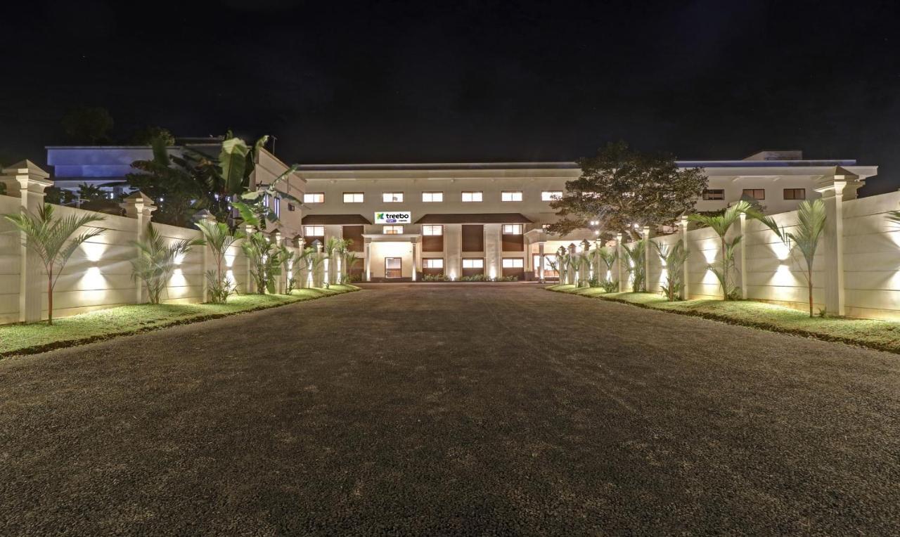 Hotel Treebo Premium Vahada 7 Minutes Drive From Ambalapuzha Sree Krishna Swamy Temple Alappuzha Exterior foto